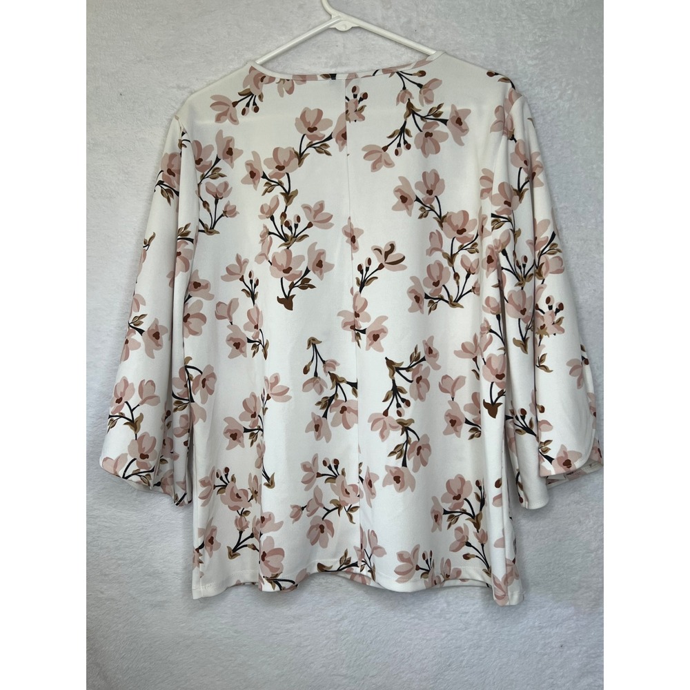 Ann Taylor Factory Floral V-Neck Blouse XL White Pink Tulip Split Sleeve Top - Picture 5 of 6
